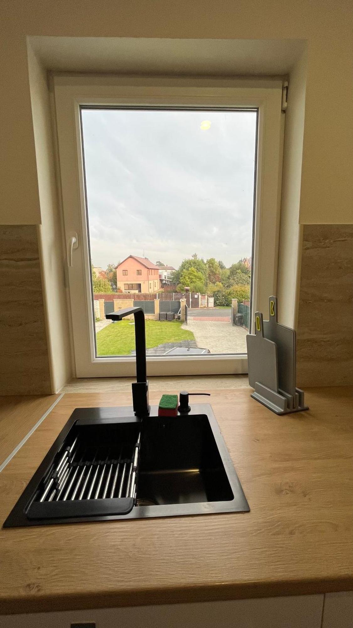 Apartment Golden Prague 78 Vestec  Bagian luar foto
